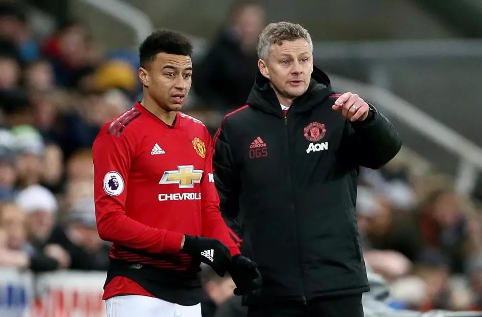 数据背后更 数据背后更